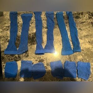 Blue fishnet gloves